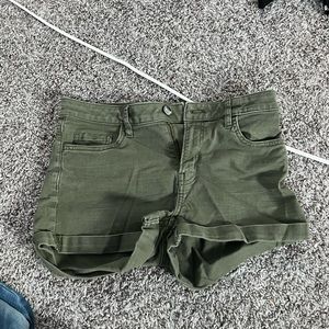 army/olive green jean shorts!